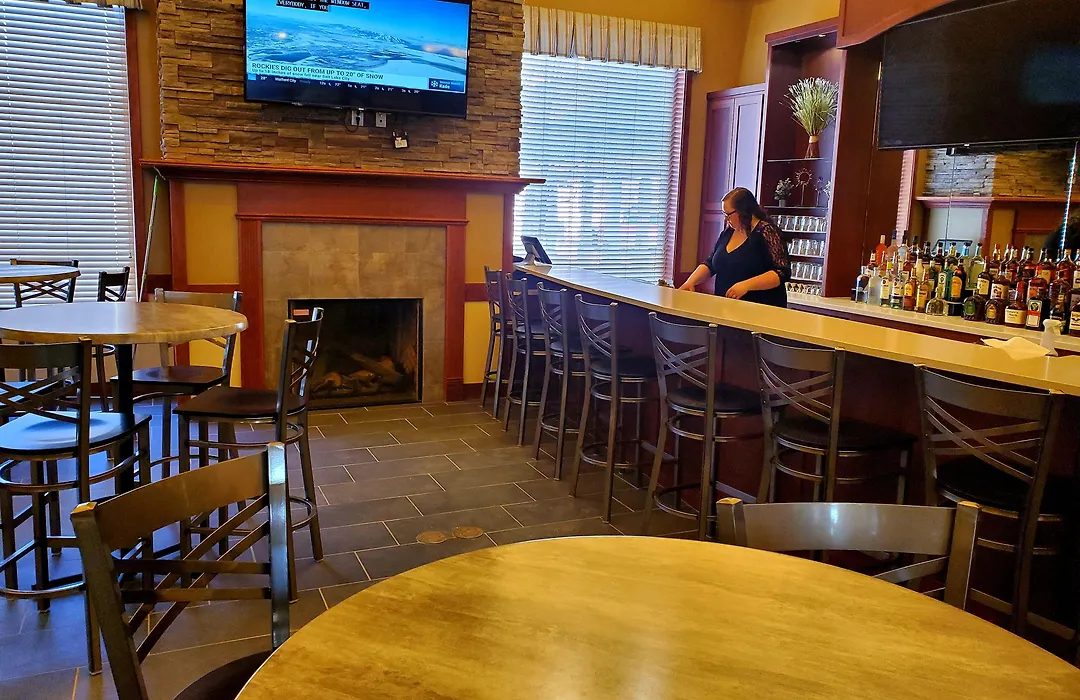 Clarion Hotel & Suites Williston-1